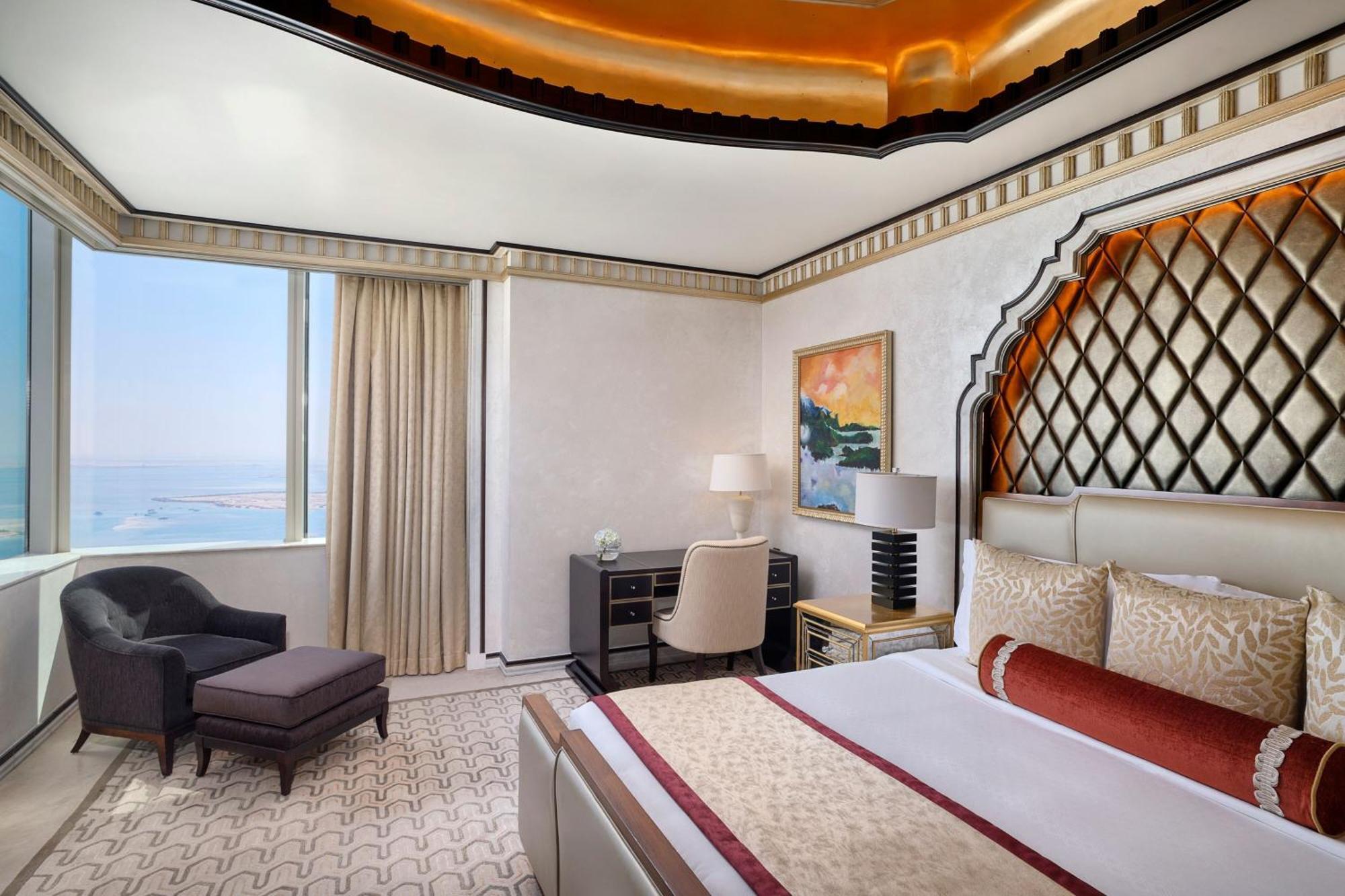 Resort The St. Regis 5*